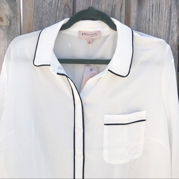 Philosophy Apparel Button Front Blouse - Picture 4 of 8